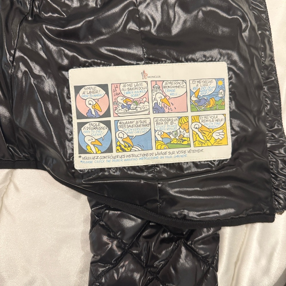 Moncler Shiny Black Women's Puffer Jacket - Picture 7 of 9